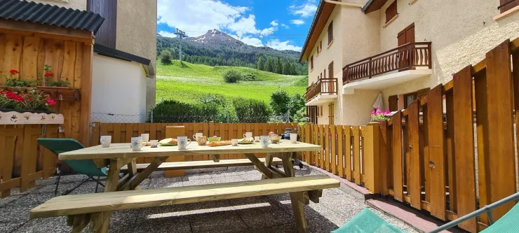 terrasse vue piste