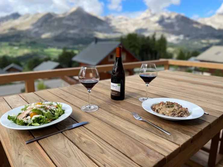 Bon moment en terrasse avec vue imprenable