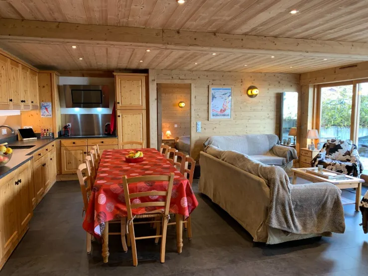 Cuisine ouverte sur le salon