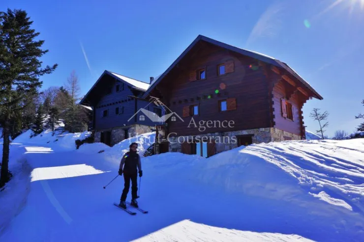 Départ en ski du chalet