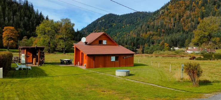 Chalet et sauna insolite finlandais avec vue sur le lac de Retournemer