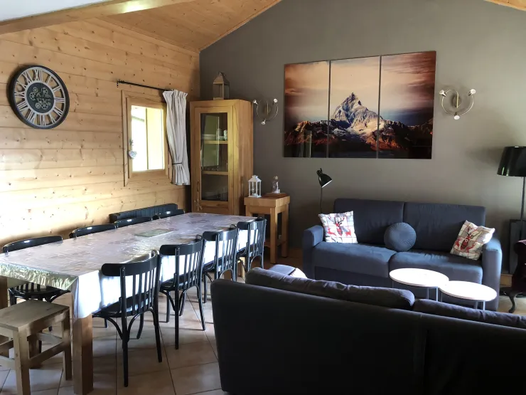 Photo salon décor cadres montagne
