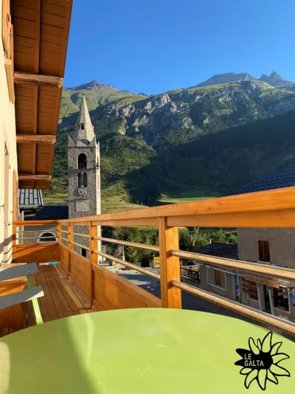 Vue du balcon côté Parc National de la Vanoise