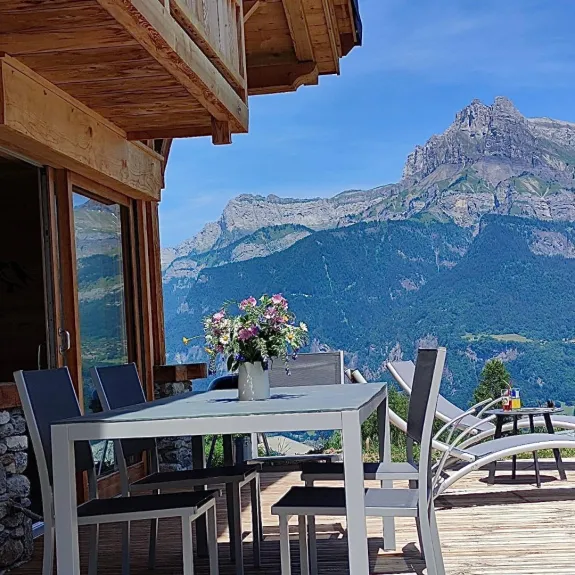 Terrasse vue Aguilles de Warens
