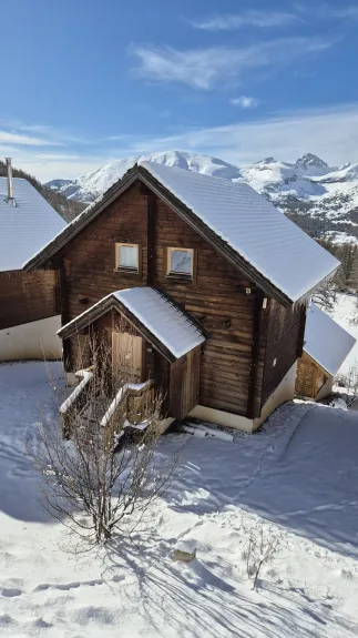 Vue du chalet l'hiver