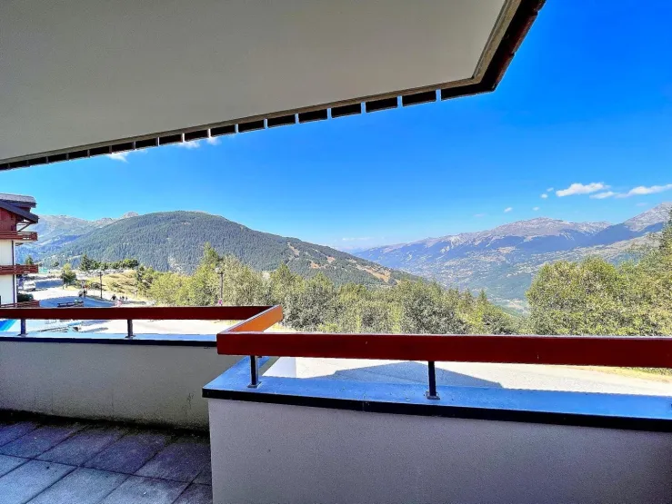 Amazing views across the valley