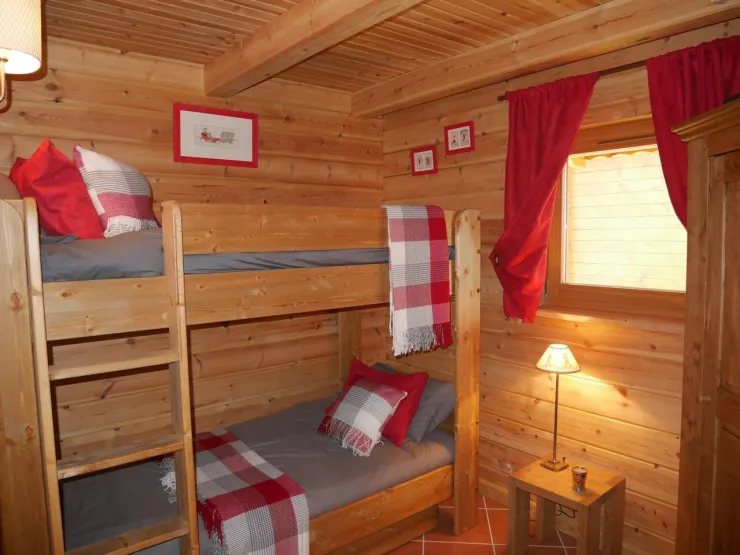 Rdc - Chambre 1 avec 2 lits superposés en 90
