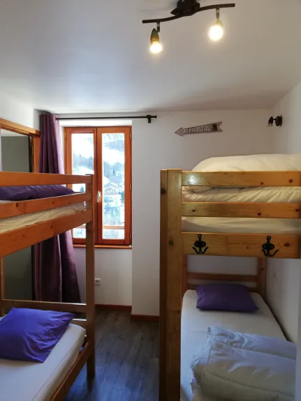 1 des 2 chambres avec lits superposés gite 2