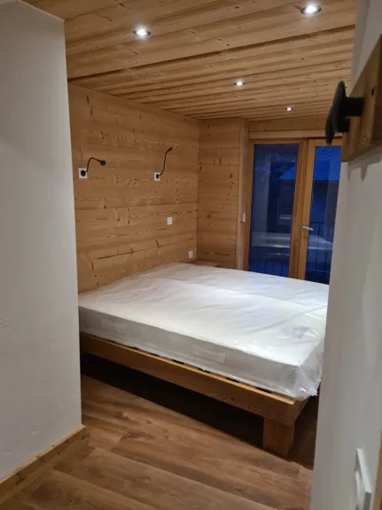 Chambre 2 : 2lits 90*200 pouvant être transformé en lit double 180*200