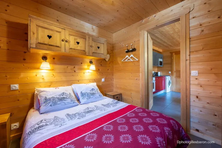 La Marmotte - Chambre  : Lit 140x190, Télévision 