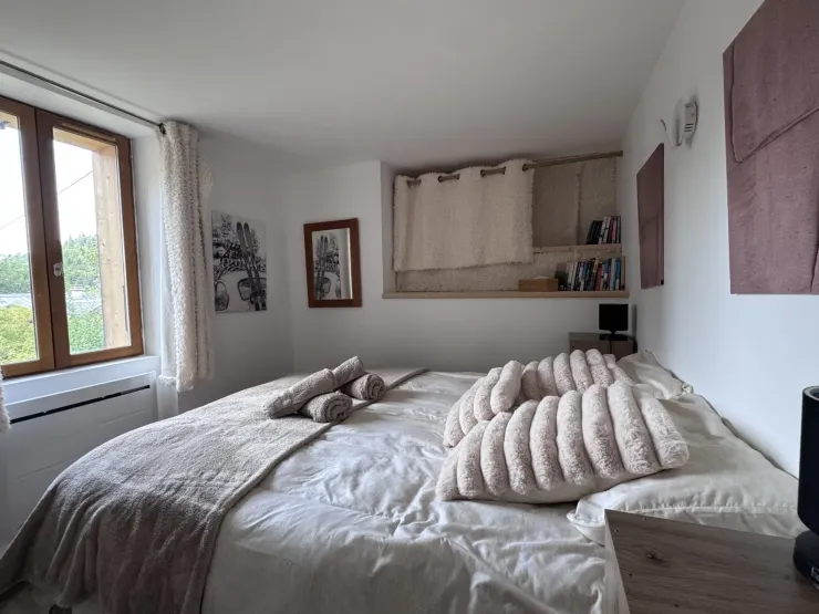 Chambre séparée, lit 160x200cm