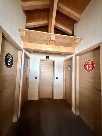 Floor with access to the 4 bedrooms and bathroom
