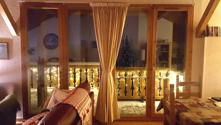 Lounge at night 