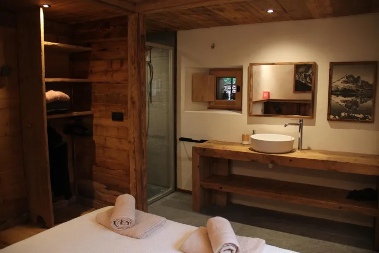 Chambre 2 avec douche