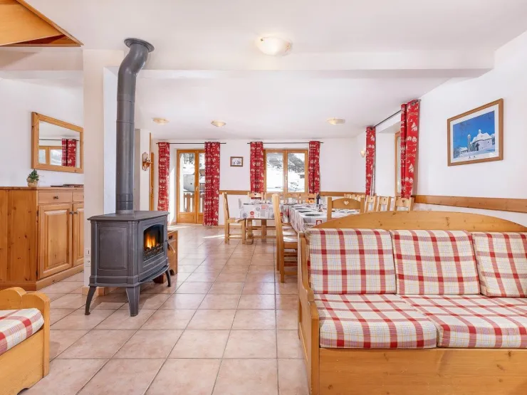 Chalet Balcon Cime de Caron - living room