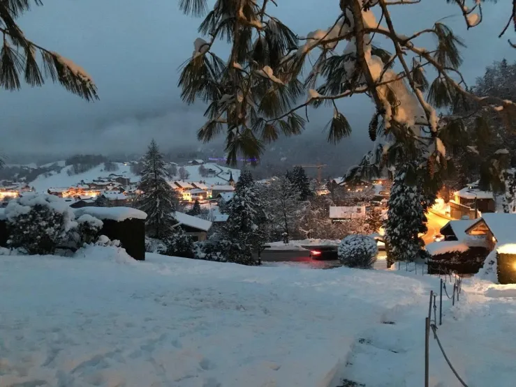 vue sur Saint Jean de Sixt