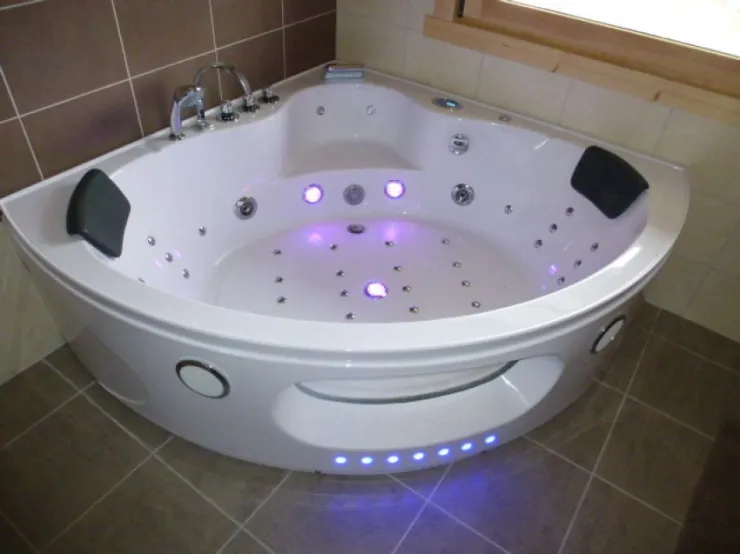 espace balnéo avec leds chromothérapie et musique