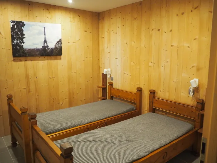 chambre 4/4 avec lits jumeaux