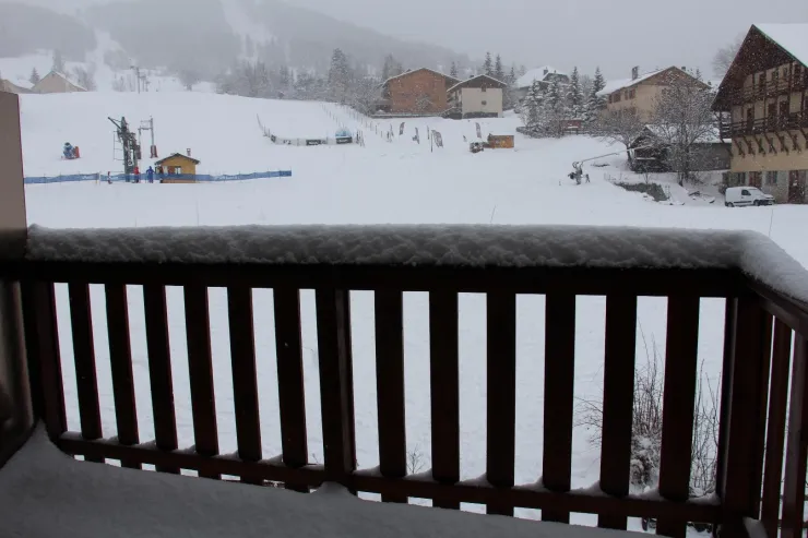 Vue piste depuis salon