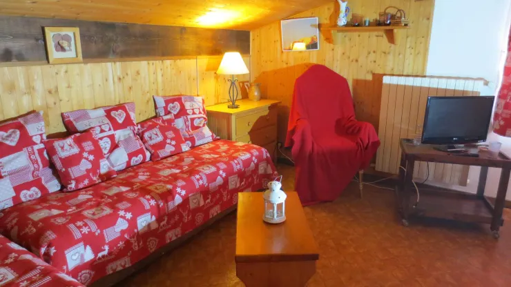 coin séjour avec  télévision   plus wi fi
