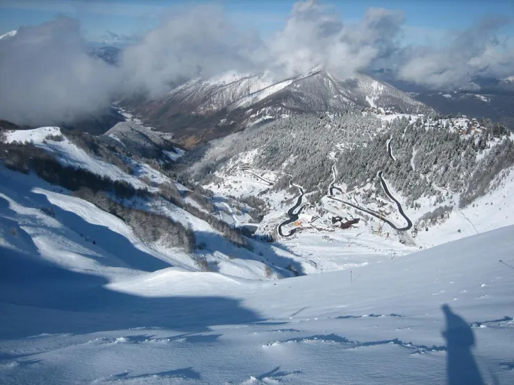 vue de Guzet 1400 du haut du télésiège du Picou