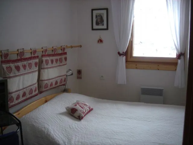 Chambre 1 : 1 couchage 140 x 190