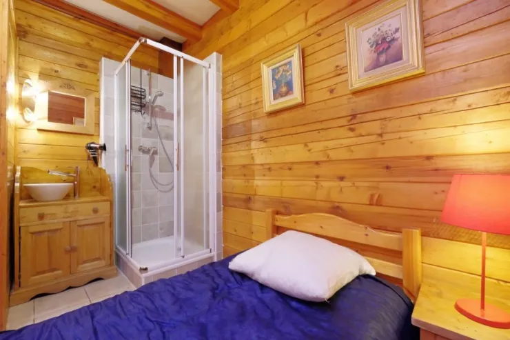 Lauzon - Chambre simple rez-de-chaussée