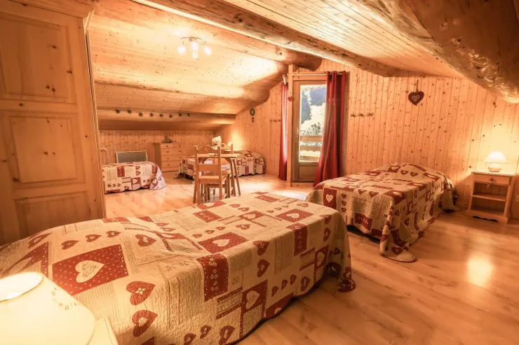 chambre 4 lits étage