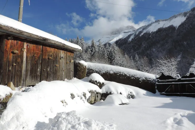 vue coté Nord Est Le Lachat 