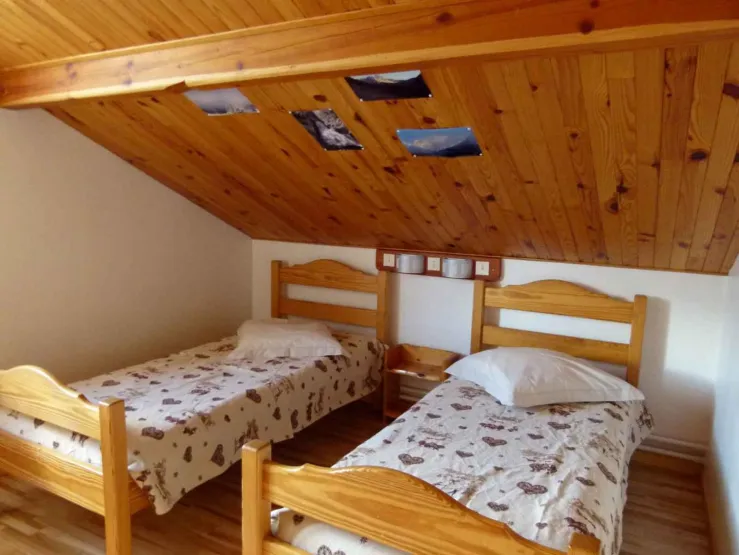 Chambre 2 lits 80 cm