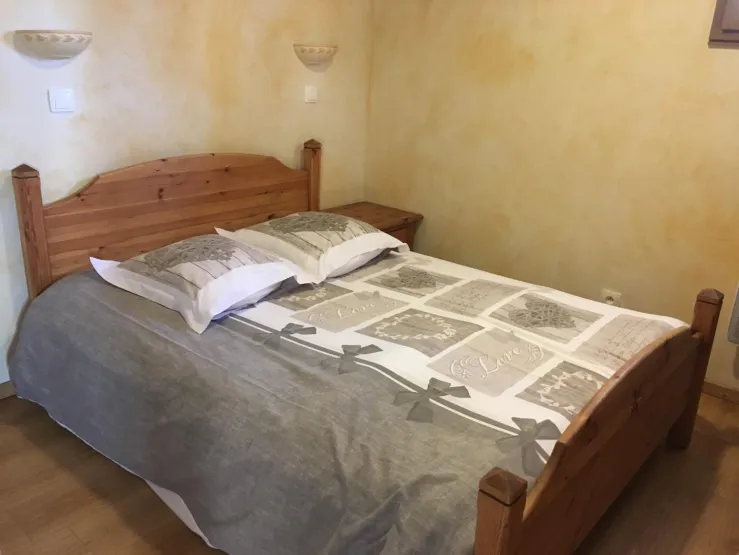 1 er chambre 1 lit 140