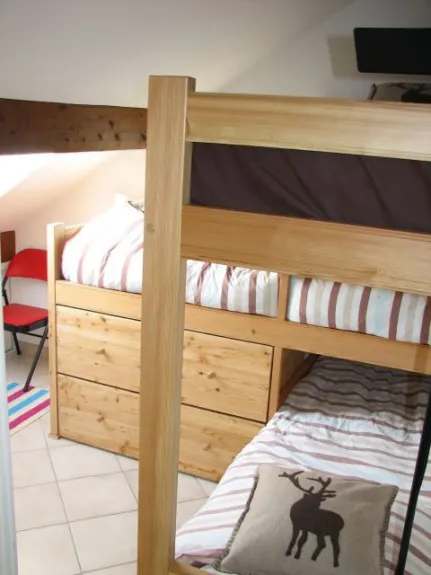 bedroom 3 - 3 single beds