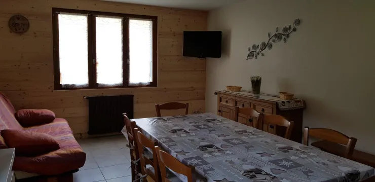 Kitchen, dining room, living room