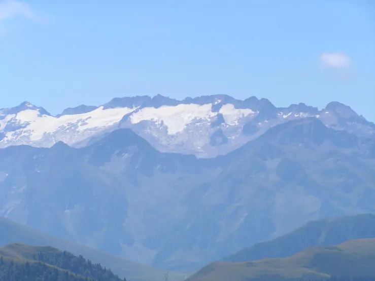 Le massif de la Maladeta avec l'Aneto vu du Plan de Monmajou
