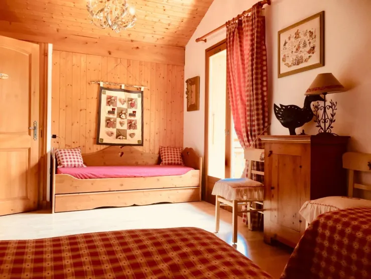 Bedroom n ° 1, sleeps 4