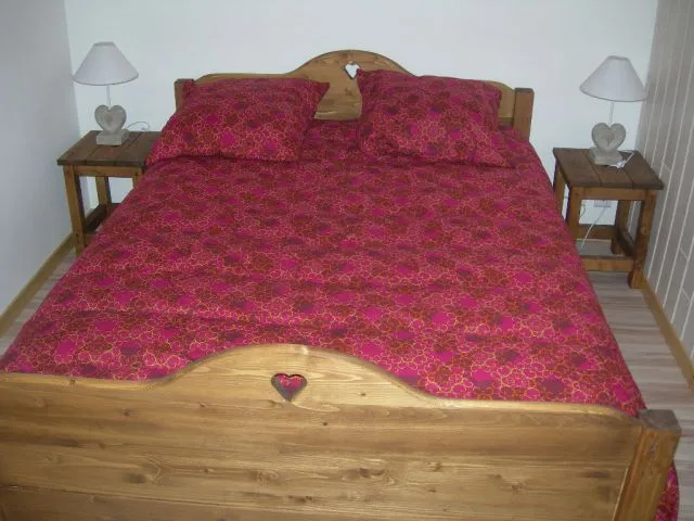 chambre avec lit double