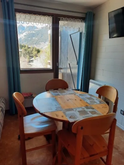 Living room with view of the Vanoise National Park