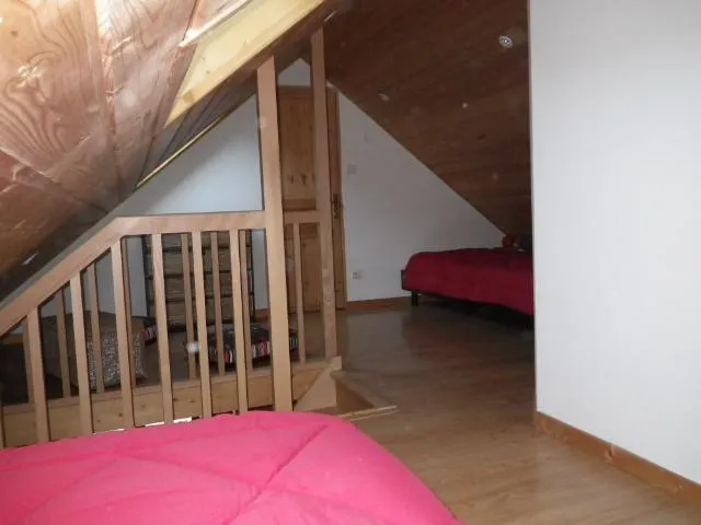 mezzanine avec 2 lits 1 personne
