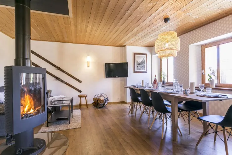 living room / dining room
