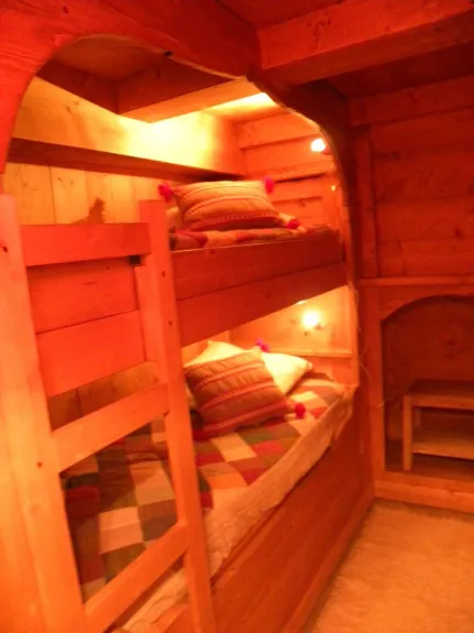 LIT SUPERPOSE CHAMBRE N°2 CABINE