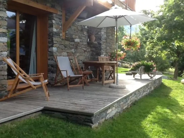 la terrasse coté sud face aux glaciers