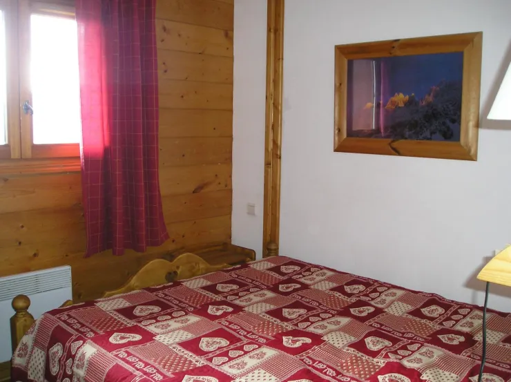 CHAMBRE AVEC LIT DE 160