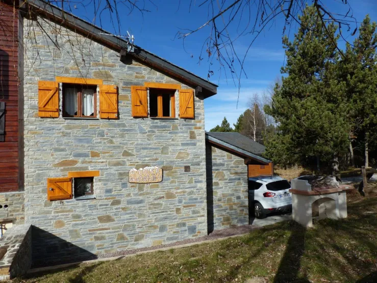 Le chalet coté jardin 