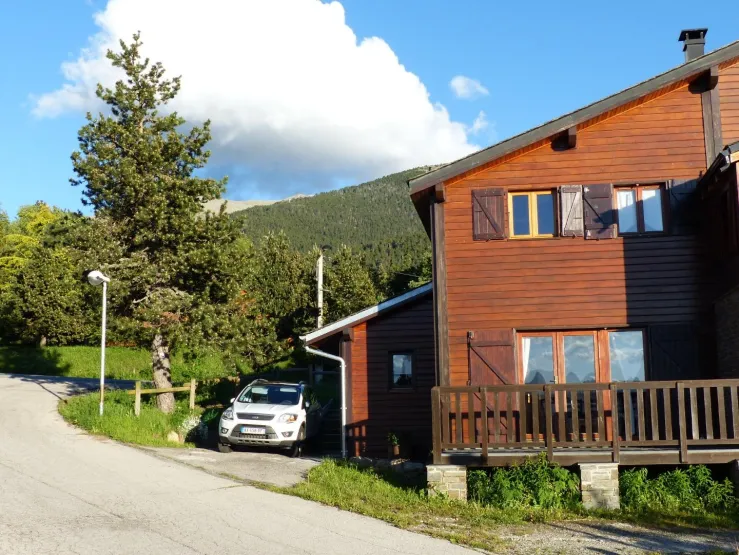 Le chalet coté terrasse