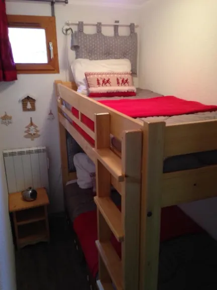 Chambre cabine 2 couchages superposés, penderie et rangements