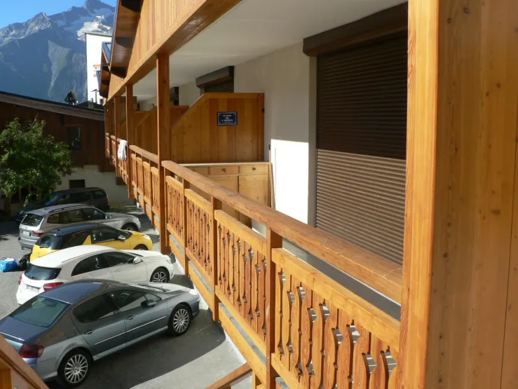 vue terrasse/parking
