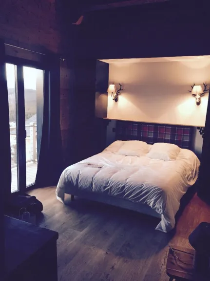 Chambre 1er étage balcon sur le lac 