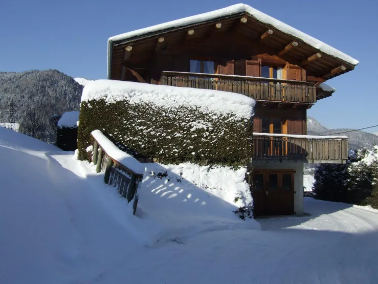 façade exposée plein sud en hiver