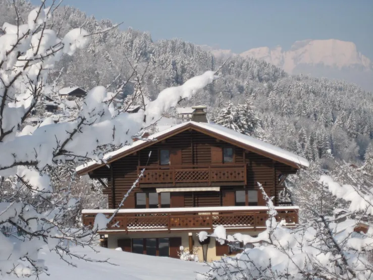 Chalet de face hiver