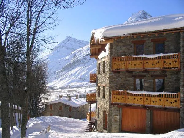 quartier calme et beau chalet avec vue 